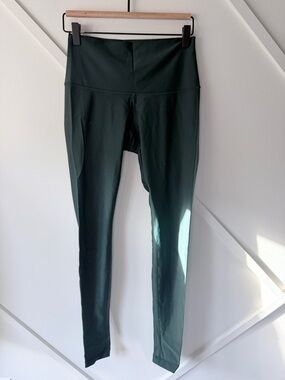 Lululemon Dark Green Leggings | High Rise Athletic Yoga Activewear (Approx 8)